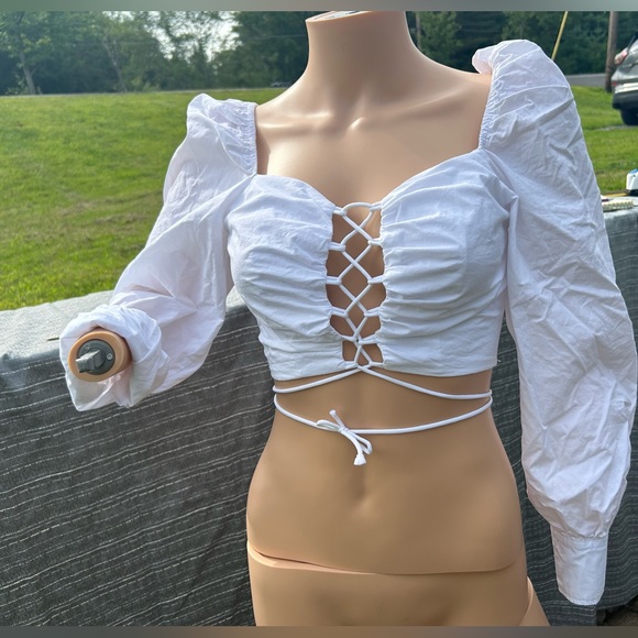White Halter Top with string tie front - small - Picture 1 of 6
